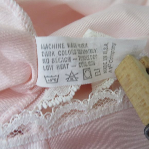 Vintage 60s Vanity Fair Full Length Nylon Nightgown M Pink Embroidery Lace USA - Picture 14 of 14